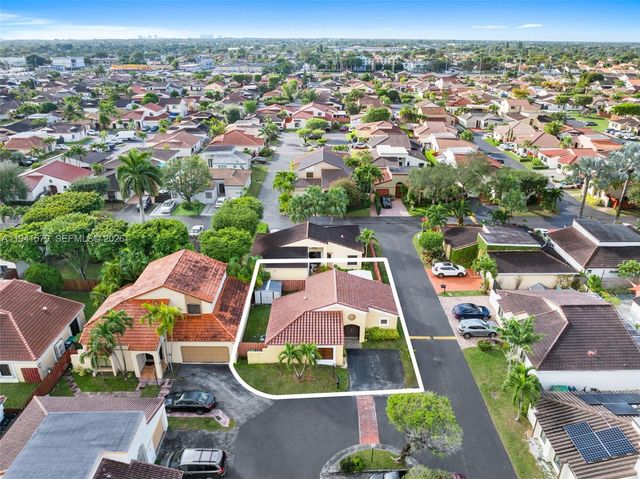 449 SW 88th Pl, Miami, FL 33174