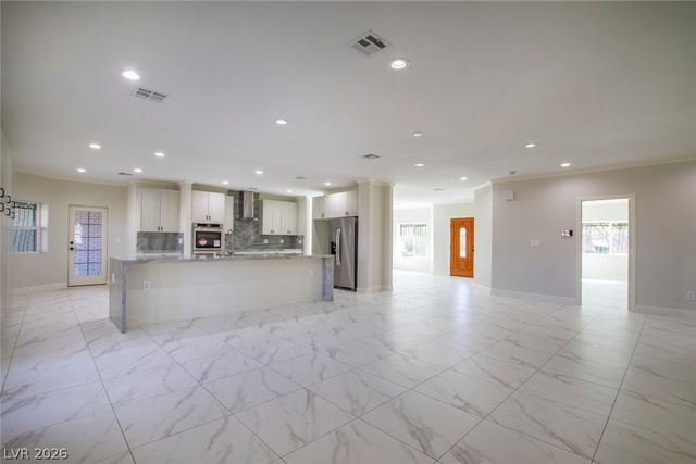 60 East Levi Avenue, Las Vegas, NV 89183