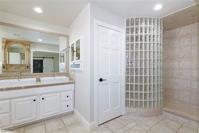 60 East Levi Avenue, Las Vegas, NV 89183
