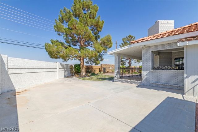 60 East Levi Avenue, Las Vegas, NV 89183