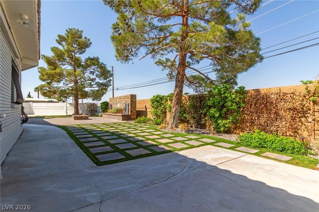 60 East Levi Avenue, Las Vegas, NV 89183