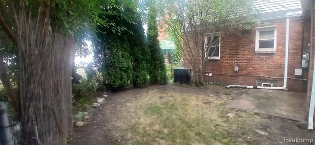 3600 Academy Street, Dearborn, MI 48124