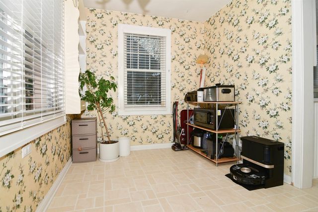 22742 Beech Street, Dearborn, MI 48124