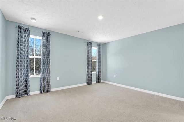 113 W Spring Drive, Elyria, OH 44035