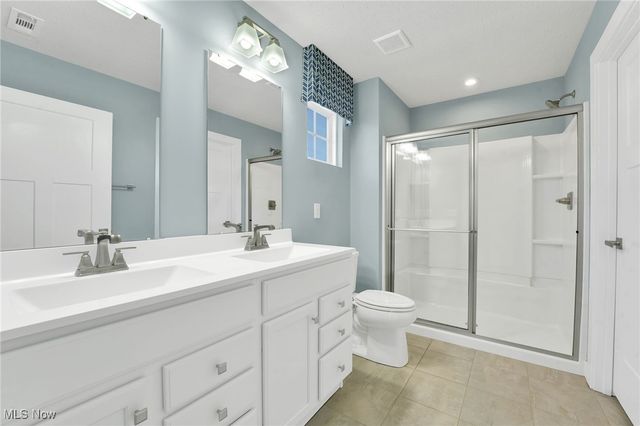 113 W Spring Drive, Elyria, OH 44035