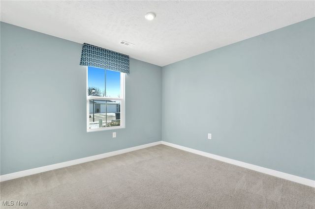 113 W Spring Drive, Elyria, OH 44035