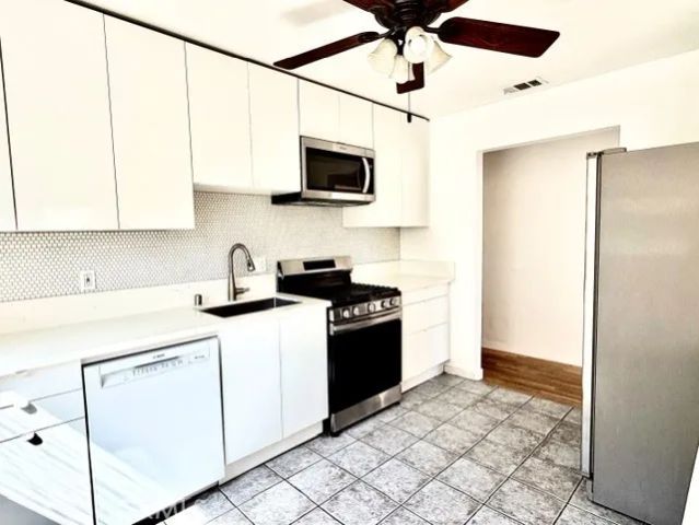 964 W 2nd, San Pedro, CA 90731