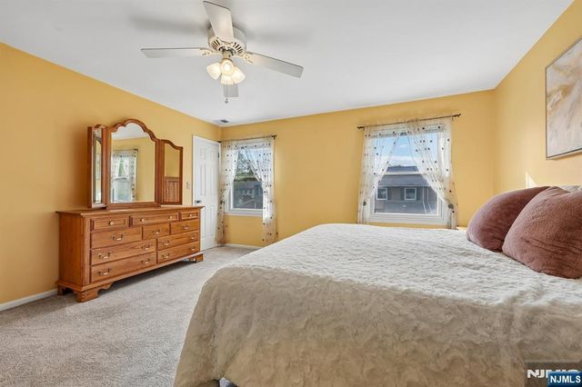 80 Lexington Lane, Wayne, NJ 07470