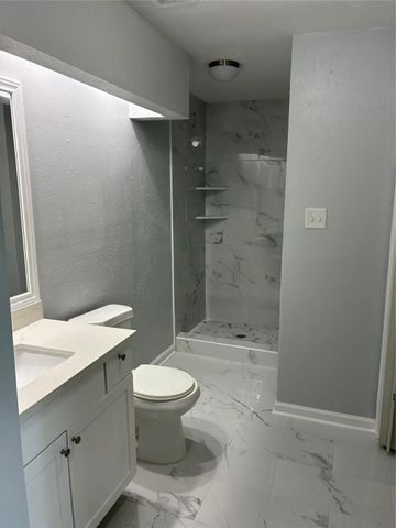 5315 Gayla Lane, Baytown, TX 77521