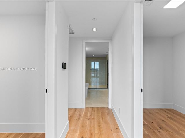 160 Isle Of Venice Dr PH2, Fort Lauderdale, FL 33301