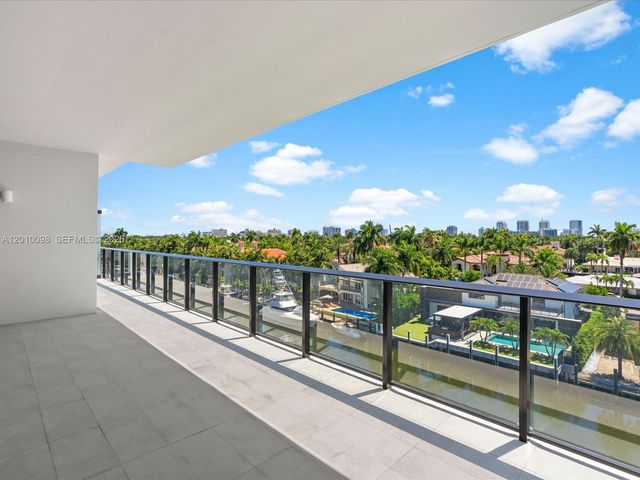 160 Isle Of Venice Dr PH2, Fort Lauderdale, FL 33301