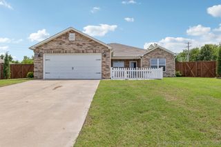 1309 W Missouri Avenue, Claremore, OK 74019