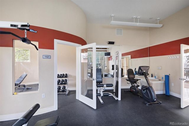 9079 E Panorama Circle 413, Englewood, CO 80112