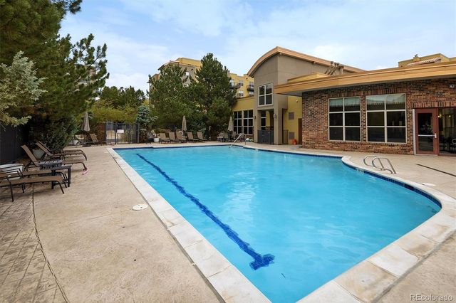 9079 E Panorama Circle 413, Englewood, CO 80112
