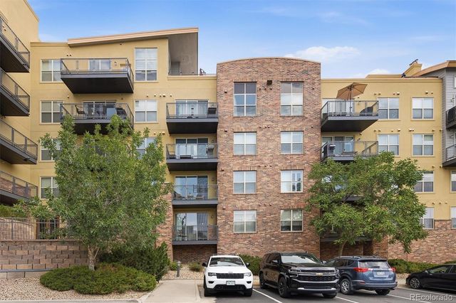 9079 E Panorama Circle 413, Englewood, CO 80112