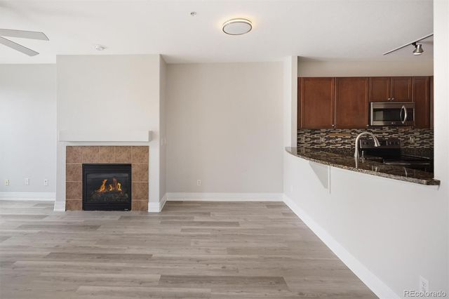 9079 E Panorama Circle 413, Englewood, CO 80112