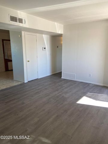 120 W Teton Street, Tucson, AZ 85757