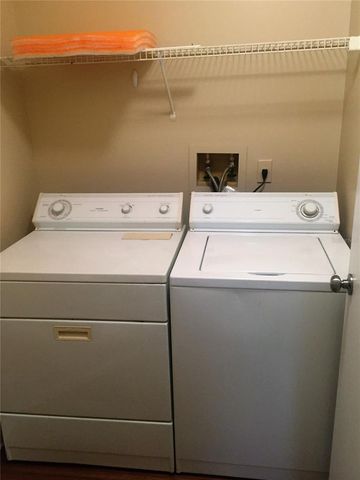 494 N PIN OAK PLACE 202, Longwood, FL 32779