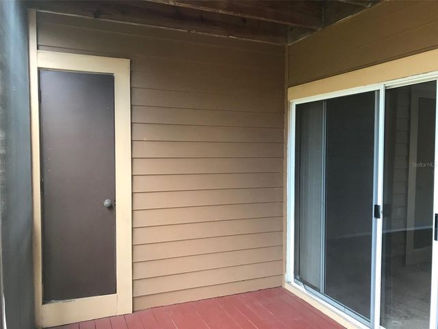 494 N PIN OAK PLACE 202, Longwood, FL 32779