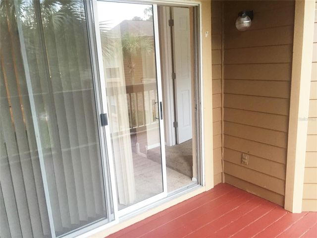 494 N PIN OAK PLACE 202, Longwood, FL 32779