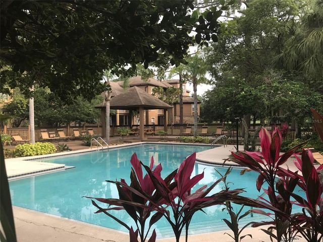 494 N PIN OAK PLACE 202, Longwood, FL 32779