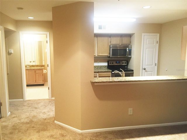 494 N PIN OAK PLACE 202, Longwood, FL 32779