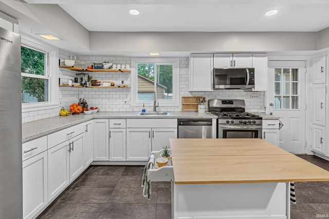 303 W Rudisill Boulevard, Fort Wayne, IN 46807
