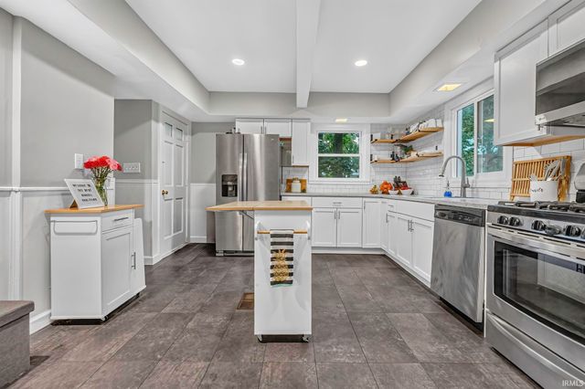 303 W Rudisill Boulevard, Fort Wayne, IN 46807