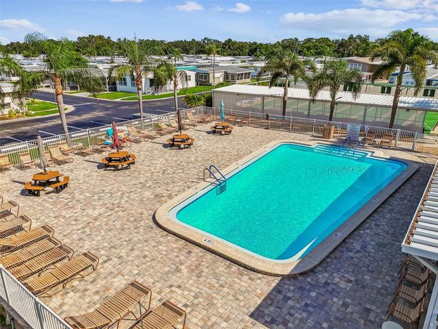 12651 SEMINOLE BOULEVARD 35, Largo, FL 33778