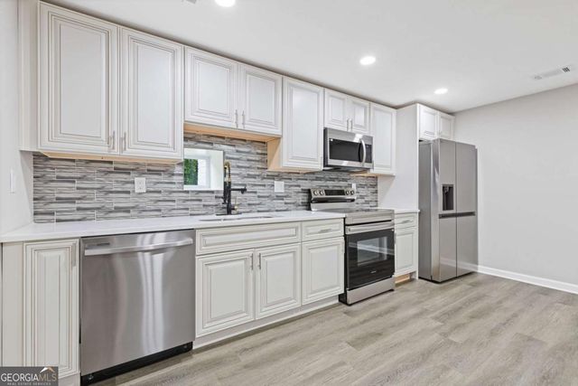 1521 Sundale Drive, Lawrenceville, GA 30046