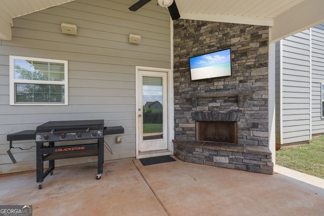 141 Pearl Moss Lane, Kathleen, GA 31047
