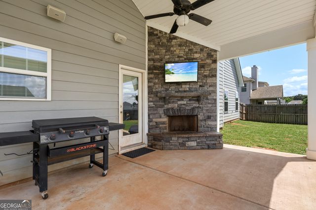 141 Pearl Moss Lane, Kathleen, GA 31047