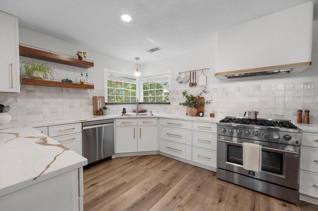 9507 Oxted Lane, Spring, TX 77379
