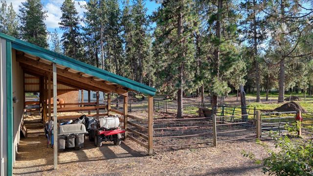 1329 W Paradise Rd, Spokane, WA 99224
