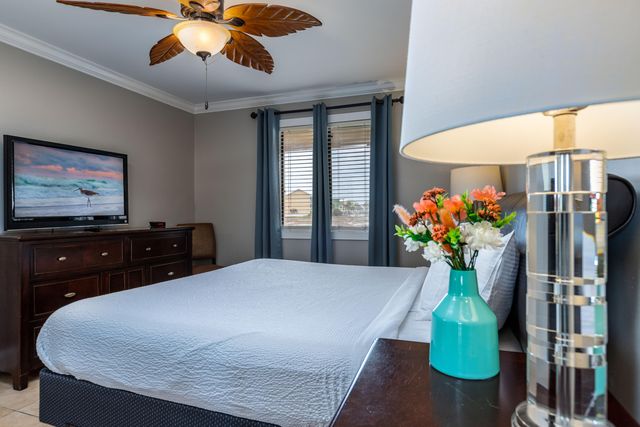 7453 Sunset Harbor Drive 2-107, Navarre, FL 32566