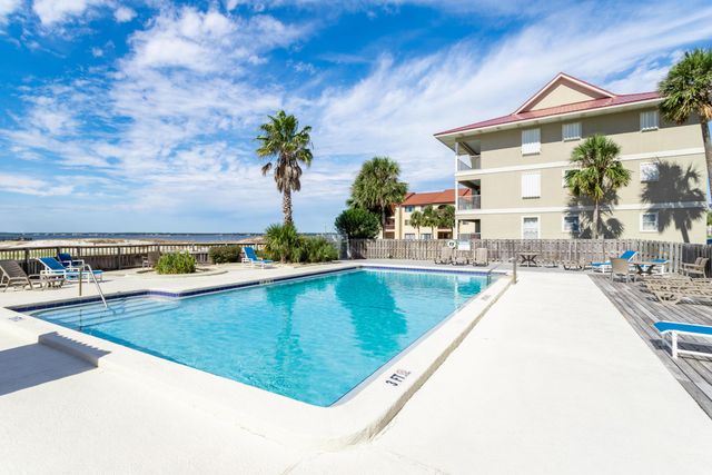 7453 Sunset Harbor Drive 2-107, Navarre, FL 32566