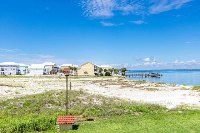 7453 Sunset Harbor Drive 2-107, Navarre, FL 32566