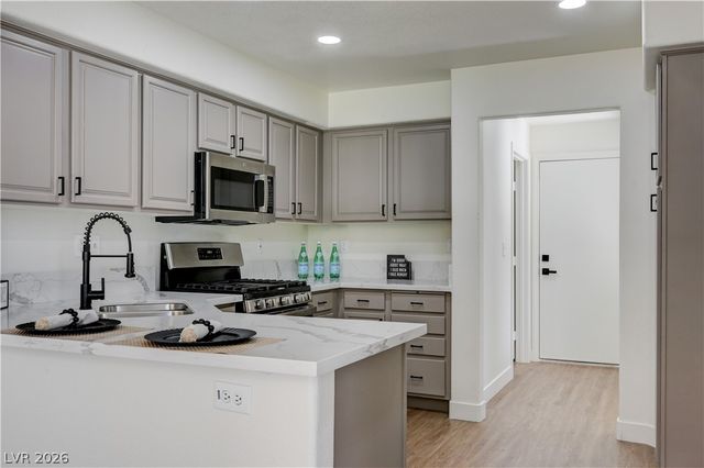 5309 La Patera Lane, Las Vegas, NV 89149