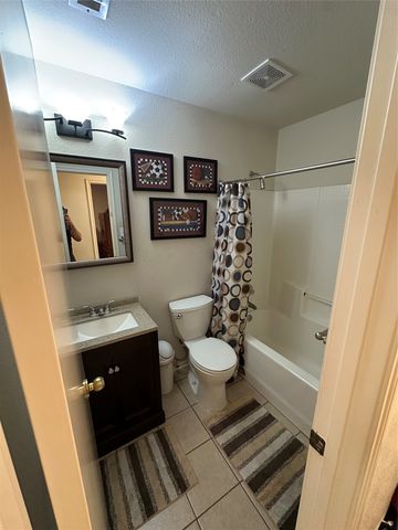 916 Algonquin Drive, Dallas, TX 75217