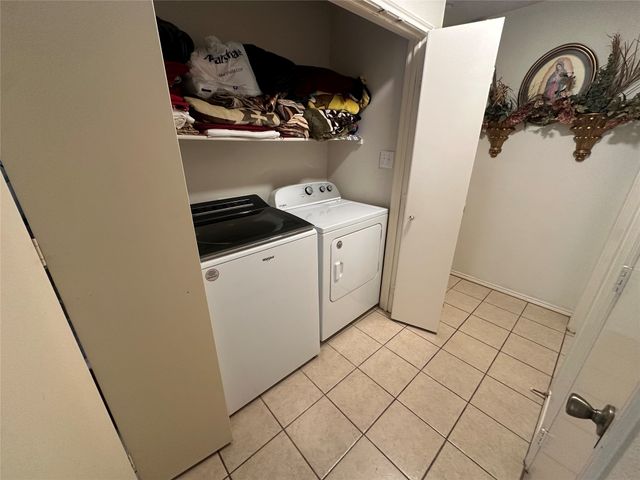 916 Algonquin Drive, Dallas, TX 75217