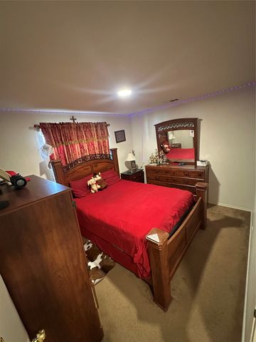 916 Algonquin Drive, Dallas, TX 75217