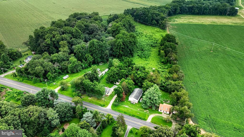 1353 WYOMING MILL RD, Dover, DE 19904