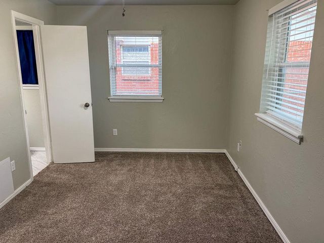 4321 Epperly Drive, Del City, OK 73115