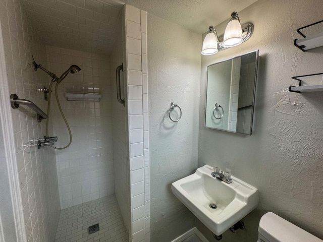 4321 Epperly Drive, Del City, OK 73115