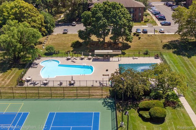 1300 E Lafayette Street 905, Detroit, MI 48207
