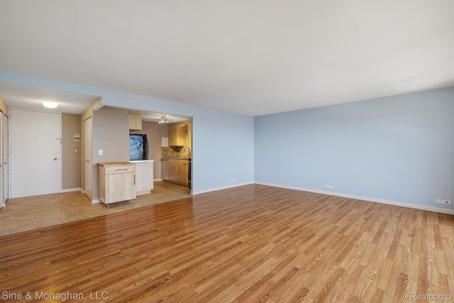 1300 E Lafayette Street 905, Detroit, MI 48207