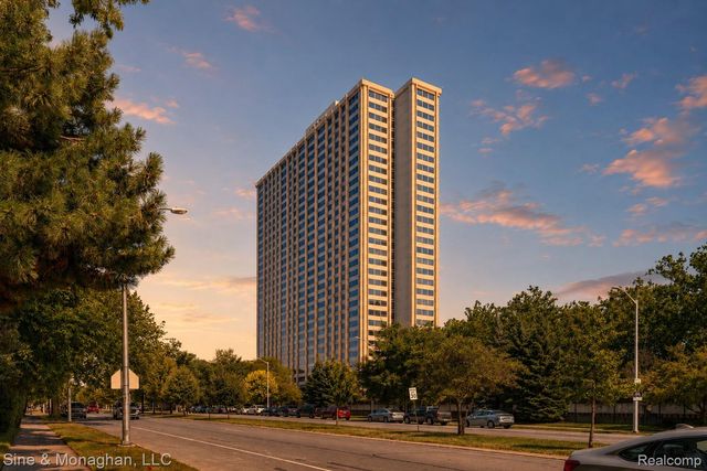 1300 E Lafayette Street 905, Detroit, MI 48207