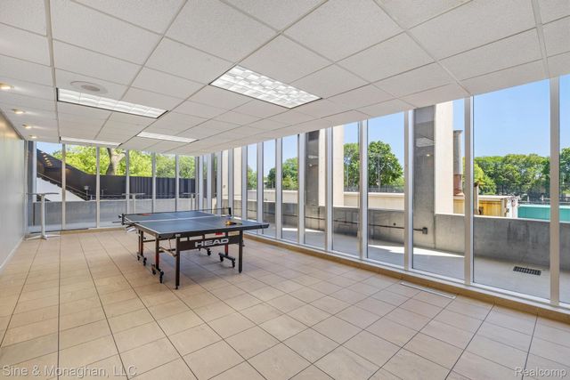 1300 E Lafayette Street 905, Detroit, MI 48207