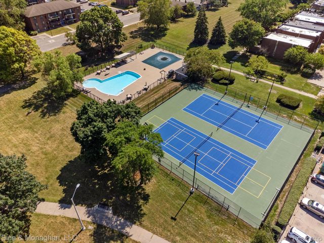 1300 E Lafayette Street 905, Detroit, MI 48207