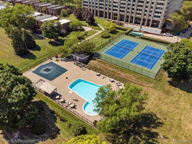 1300 E Lafayette Street 905, Detroit, MI 48207